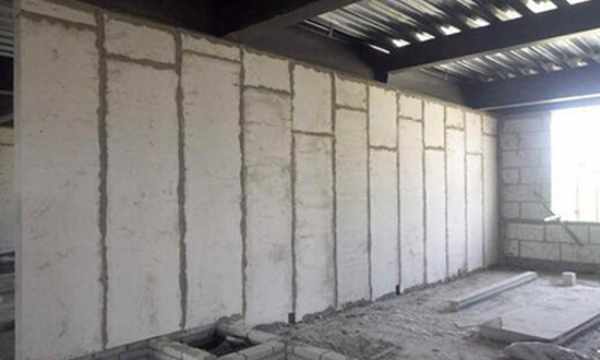 家庭裝修中的石棉建材 辨識、風險與應對指南